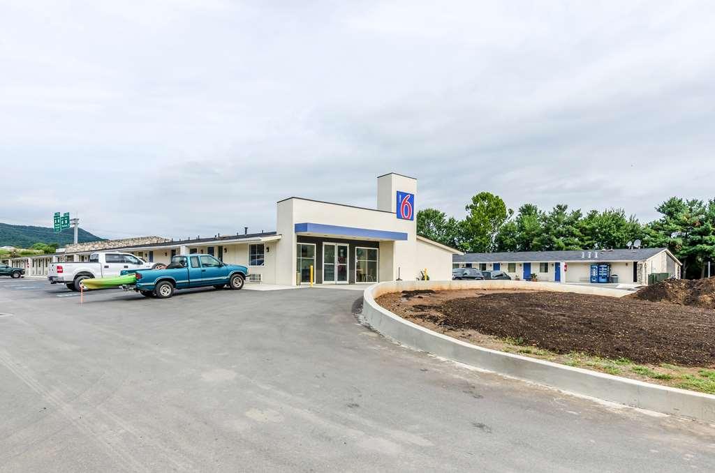 Motel 6 Troutville, Va Экстерьер фото